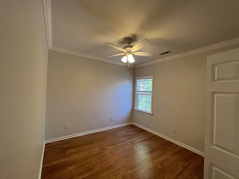 829 Ruffin St — Photo 10