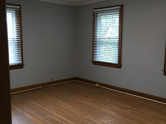4th image of 3757 N High St