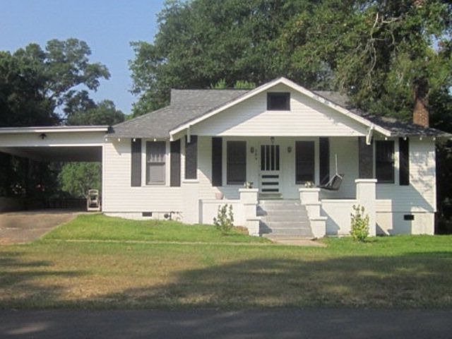 1st image of 304 S Dogwood Ave