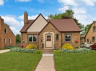 7520 6th Ave, Kenosha, WI 53143