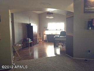 4th image of 1490 E Laurel Dr