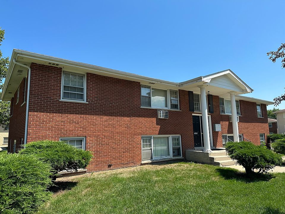 1st image of 1585 W Station St