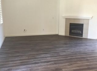 2885 17th Ave, Kingsburg, CA 93631