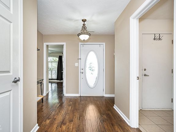3rd image of 10194 Plantana Blvd