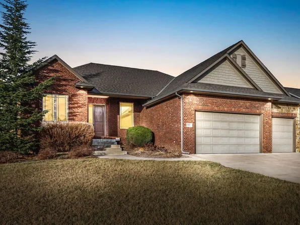 821 N Fairoaks Ct, Andover, KS 67002