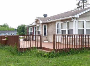 152 1st St SW, Henriette, MN 55036