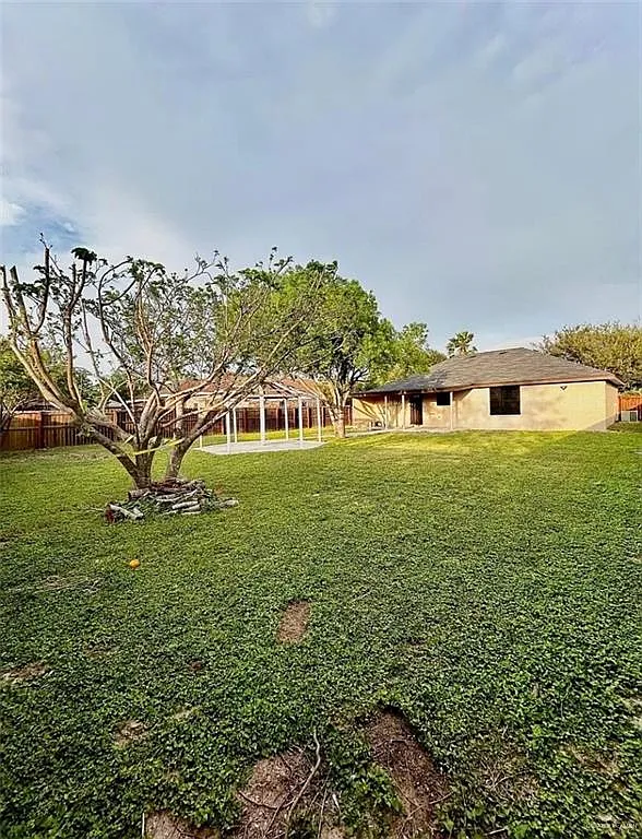 3 bed, 6.0 bath, 1246 sqft, $1,680 — Photo 4
