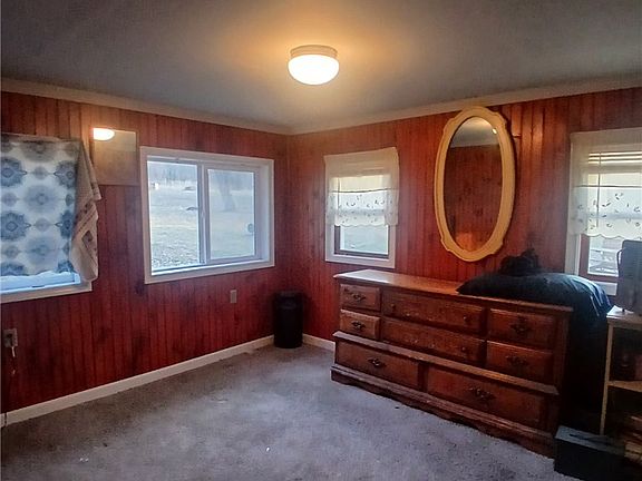 5th image of 4891 McMaster Rd