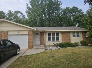 945 Twin Home St, Jenison, MI 49428