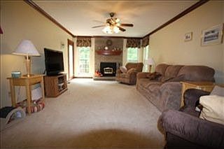 2nd image of 174 Berry Ln