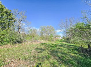 1 Peckerwood Dr, Urbana, MO 65767