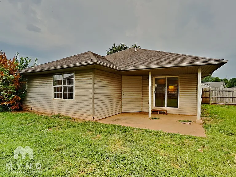 730 N Elder Ave — Photo 17