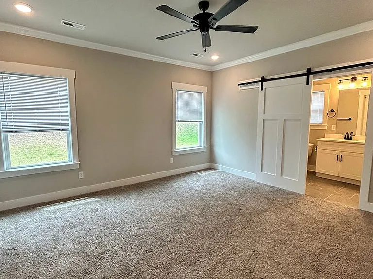 555 Willow Grove Ct — Photo 6