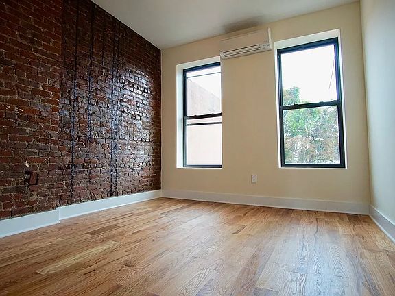 3rd image of 1273 Rogers Ave #2