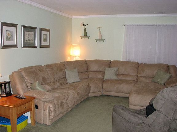 2nd image of 36 Theo Ct