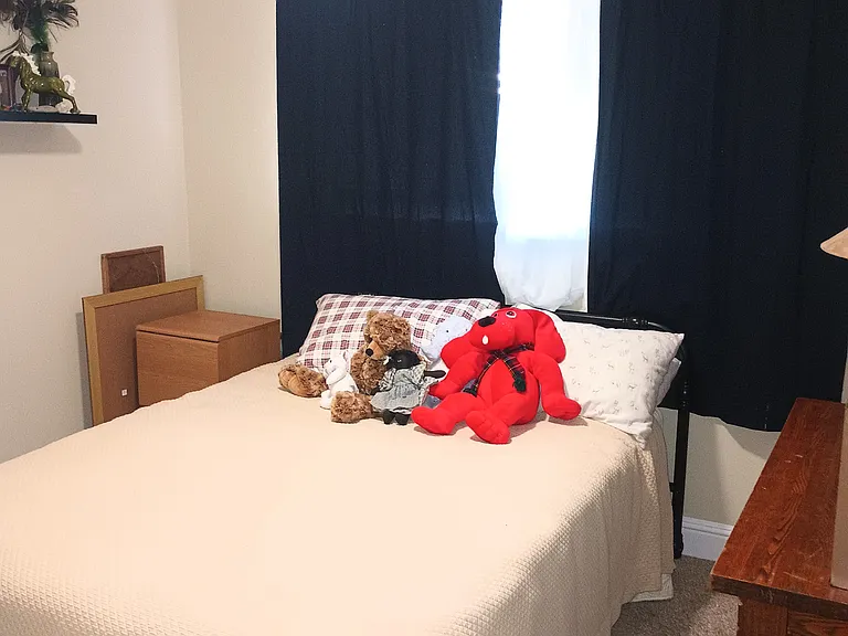 Furnished bedroom