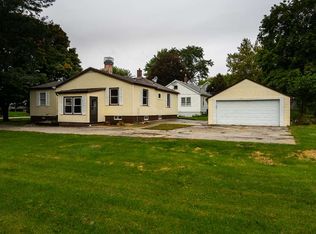 2807 N Zenith Ave, Davenport, IA 52804