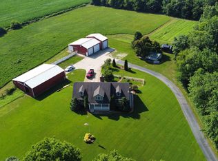 3891 17th Rd, Bourbon, IN 46504