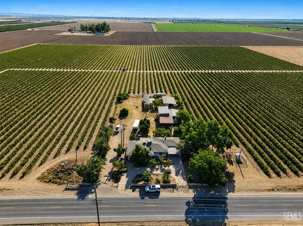 7674 S Edison Rd, Bakersfield, CA 93307