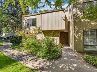1406 Commons Dr, Sacramento, CA 95825