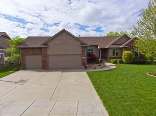 209 S Breezy Pointe Ct, Wichita, KS 67235