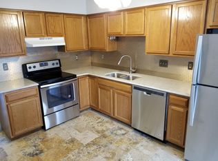 9362 Hunters Creek Dr, Cincinnati, OH 45242