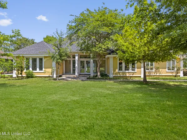 19328 Champion Cir, Gulfport, MS 39503