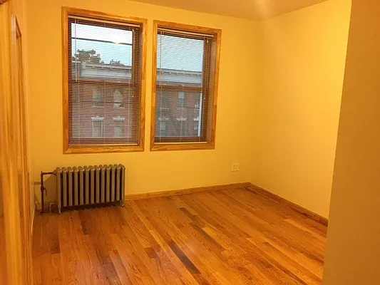 Rented by EXR | media 40