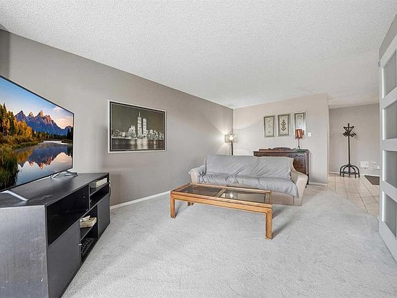 3rd image of 718 S 12th Ave SW #704