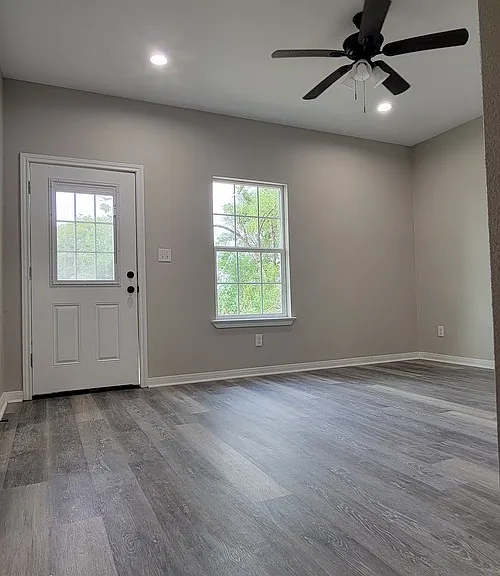 112 Coralee Ln — Photo 16