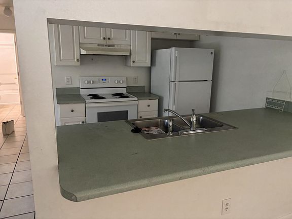 4th image of 2771 Tess Cir #2771
