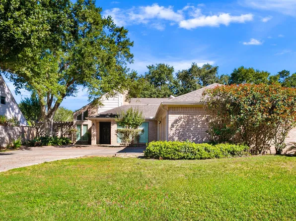1615 Park Haven Dr, Houston, TX 77077