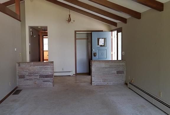 Living room to entrance