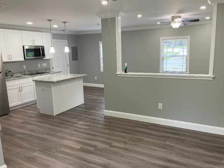 1 McCall Rd — Photo 1