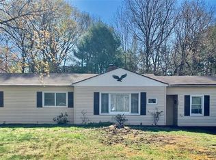 138 Edwards Rd, Cheshire, CT 06410