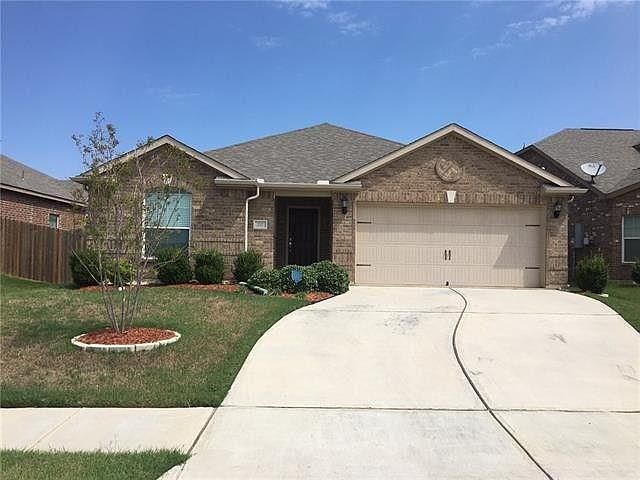 1st image of 217 Oriole Dr