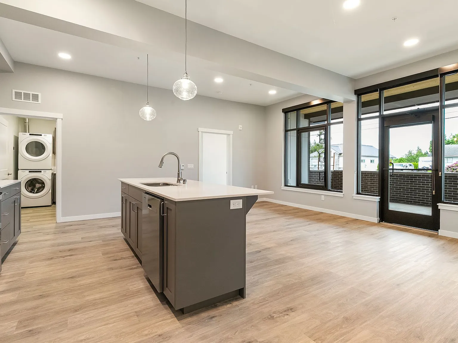 City Gate Apartments — Photo 4