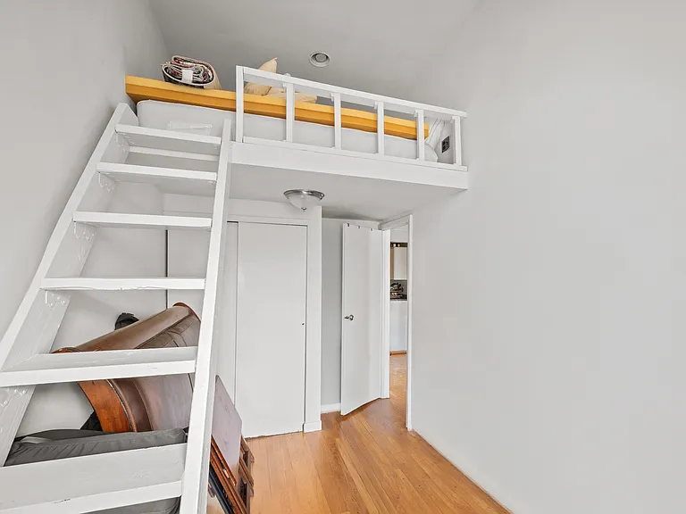 41 W 85th St #4-A — Photo 8