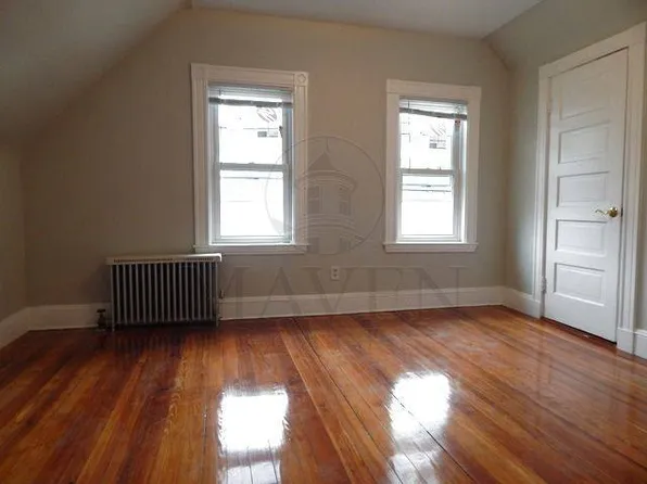 14 Winter Hill Rd, Medford, MA