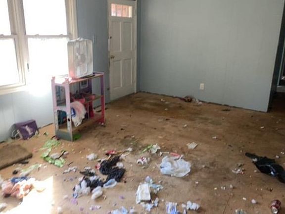 Additional Living Room