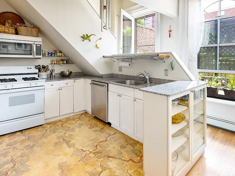36 Upton St #2A — Photo 3