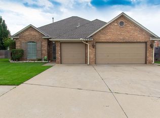 7204 NW 111th Ter, Oklahoma City, OK 73162