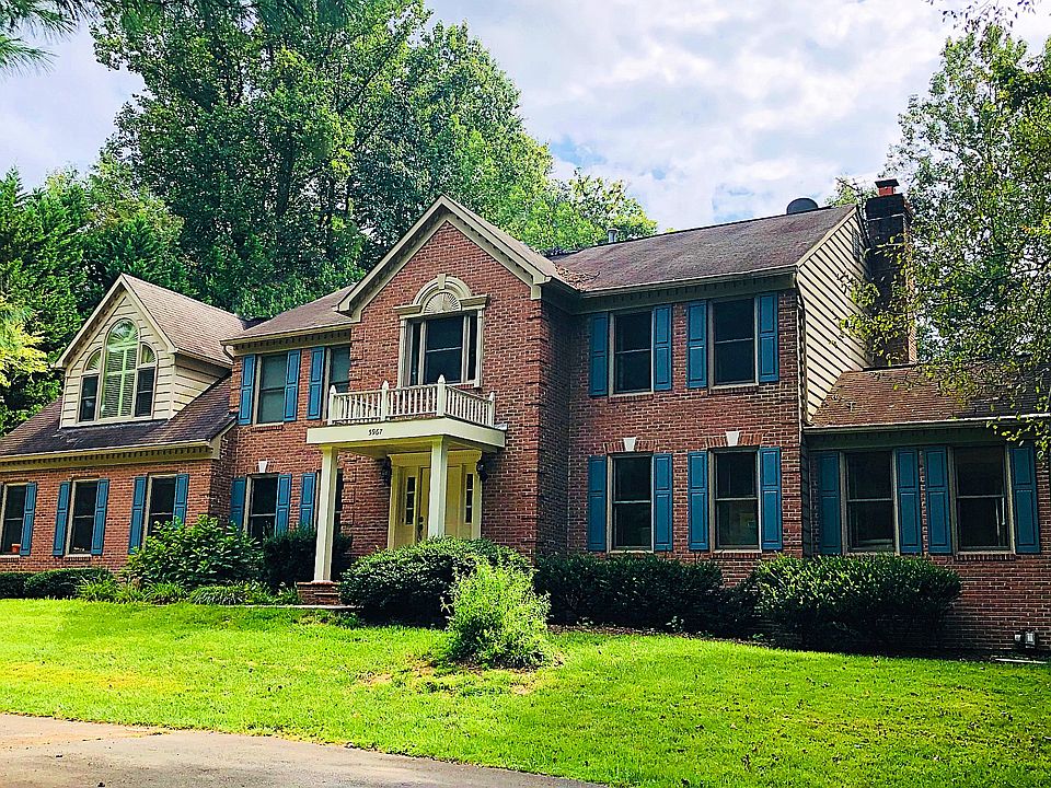 1st image of 5967 Fairview Woods Dr