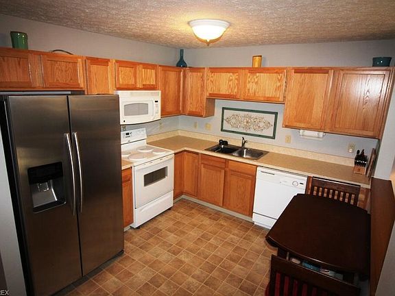 2nd image of 394 Angela Ln