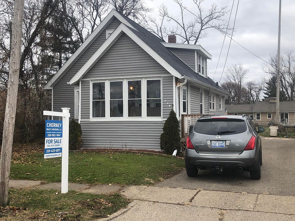 1st image of 440 Surby Ave