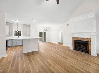 9114 Clinton Rd, Autryville, NC 28318