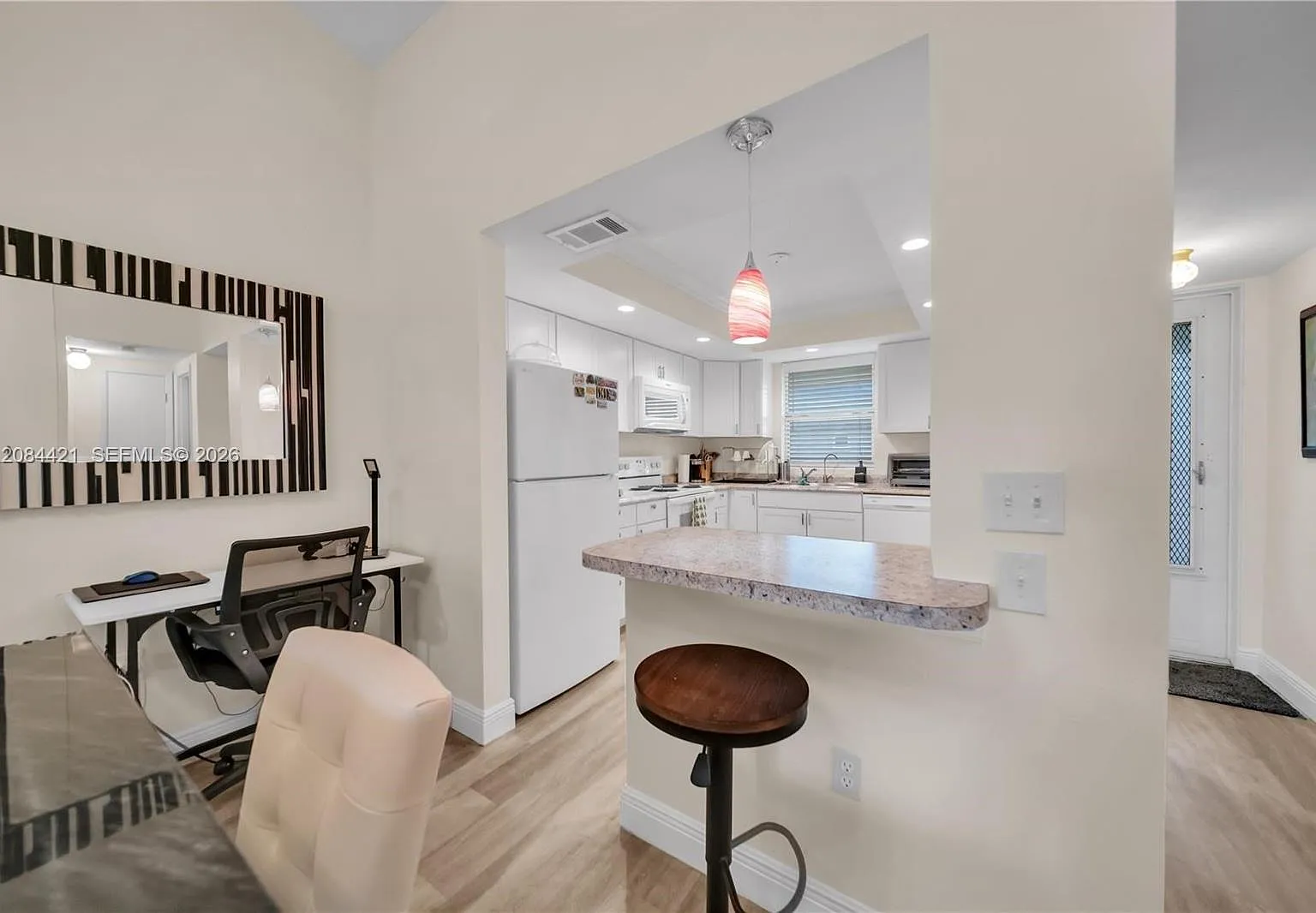 2 bed, 2.0 bath, 1117 sqft, $1,500 — Photo 4