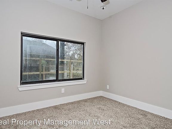5th image of 9002 Kelburn Dr #C