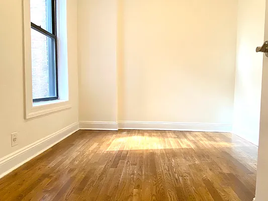 Rented by Corcoran | media 14