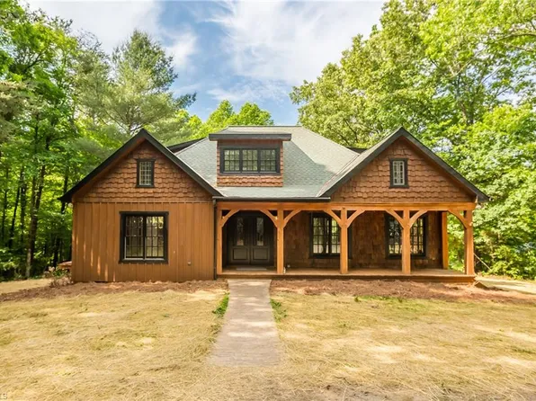 6441 Two Turtle Ln, East Bend, NC 27018